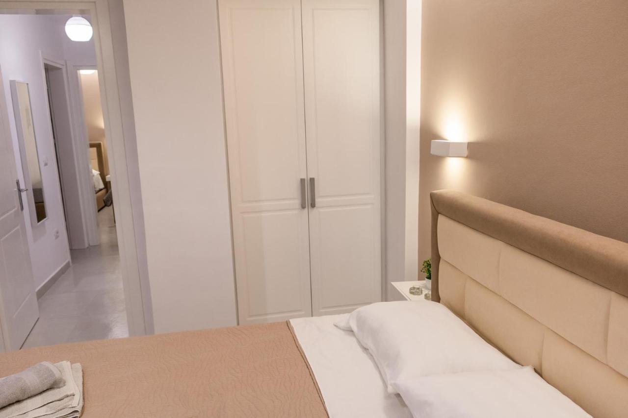 Luxury Seaside House With 2 Bathrooms Ksamil Kültér fotó