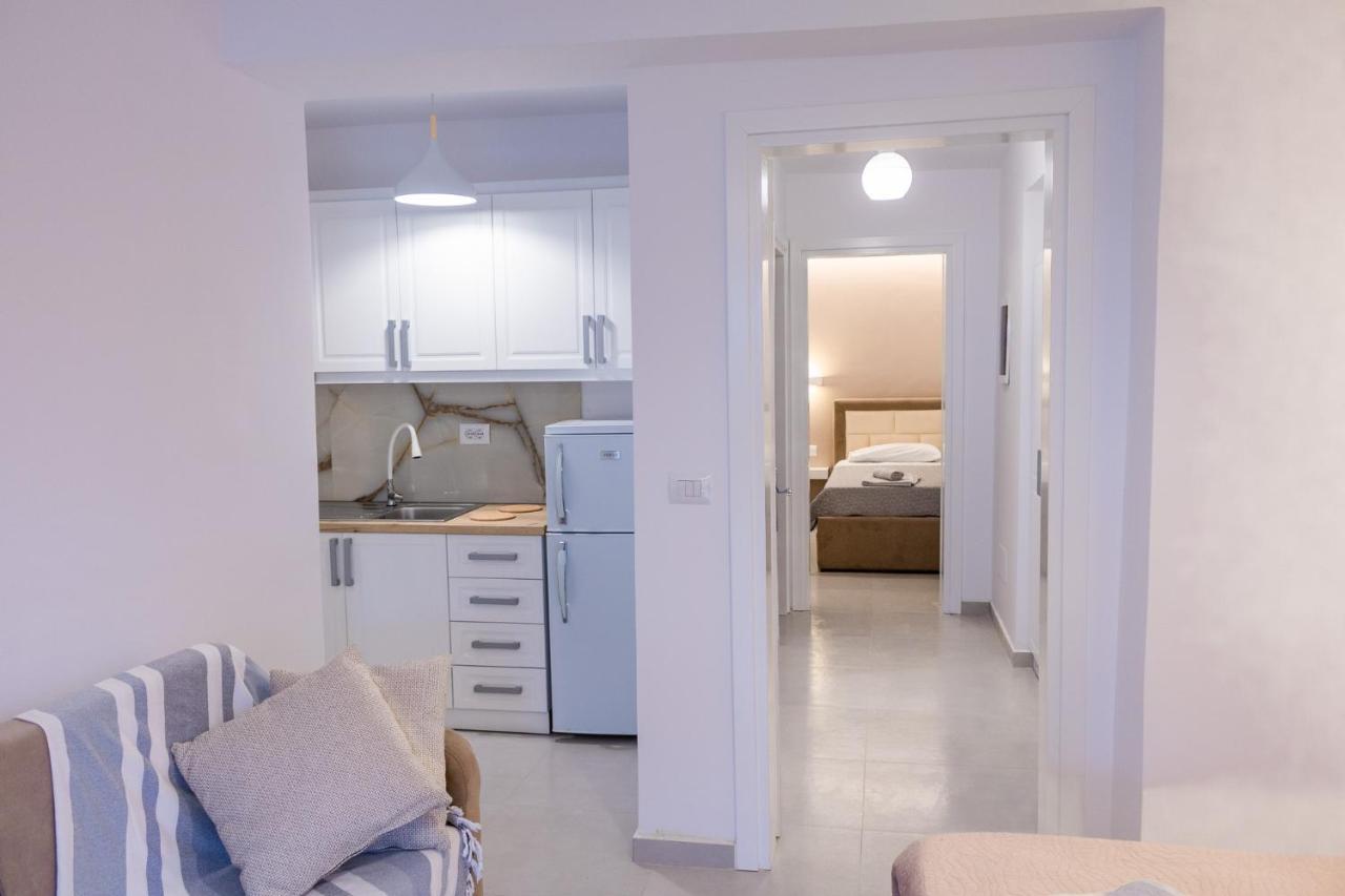 Luxury Seaside House With 2 Bathrooms Ksamil Kültér fotó